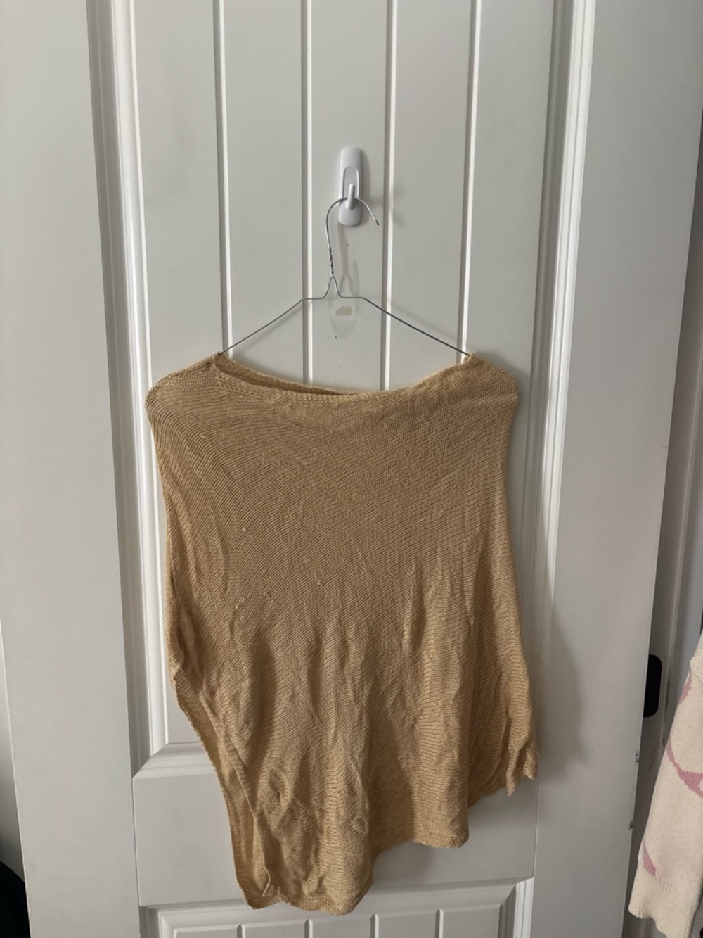 Edikted Lightweight Cream Knit poncho